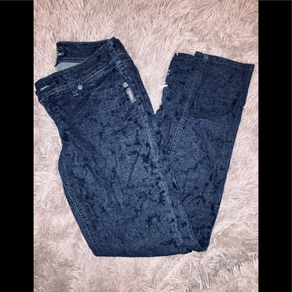 Patterned silver jeans